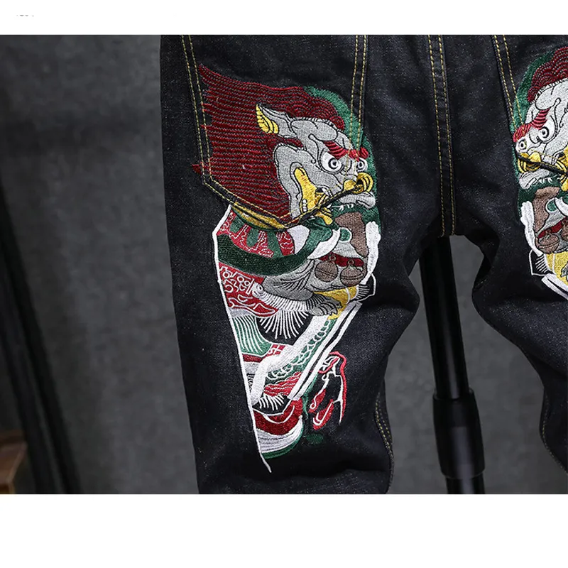 Dark Men Jeans with Japanese Ghosts Embroidery