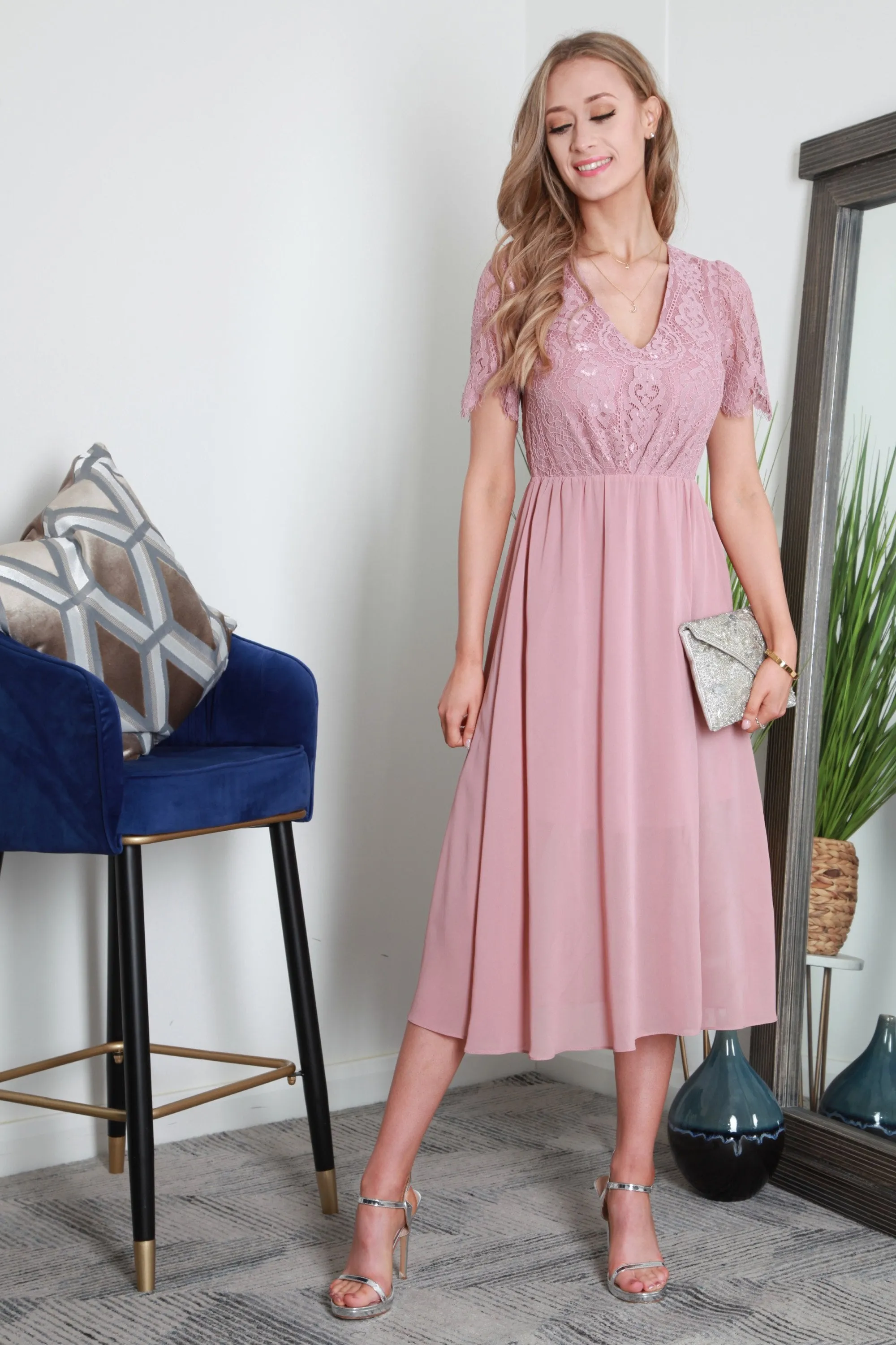 Double Second Scallop Lace V Neck Split Hem Chiffon Midi Dress