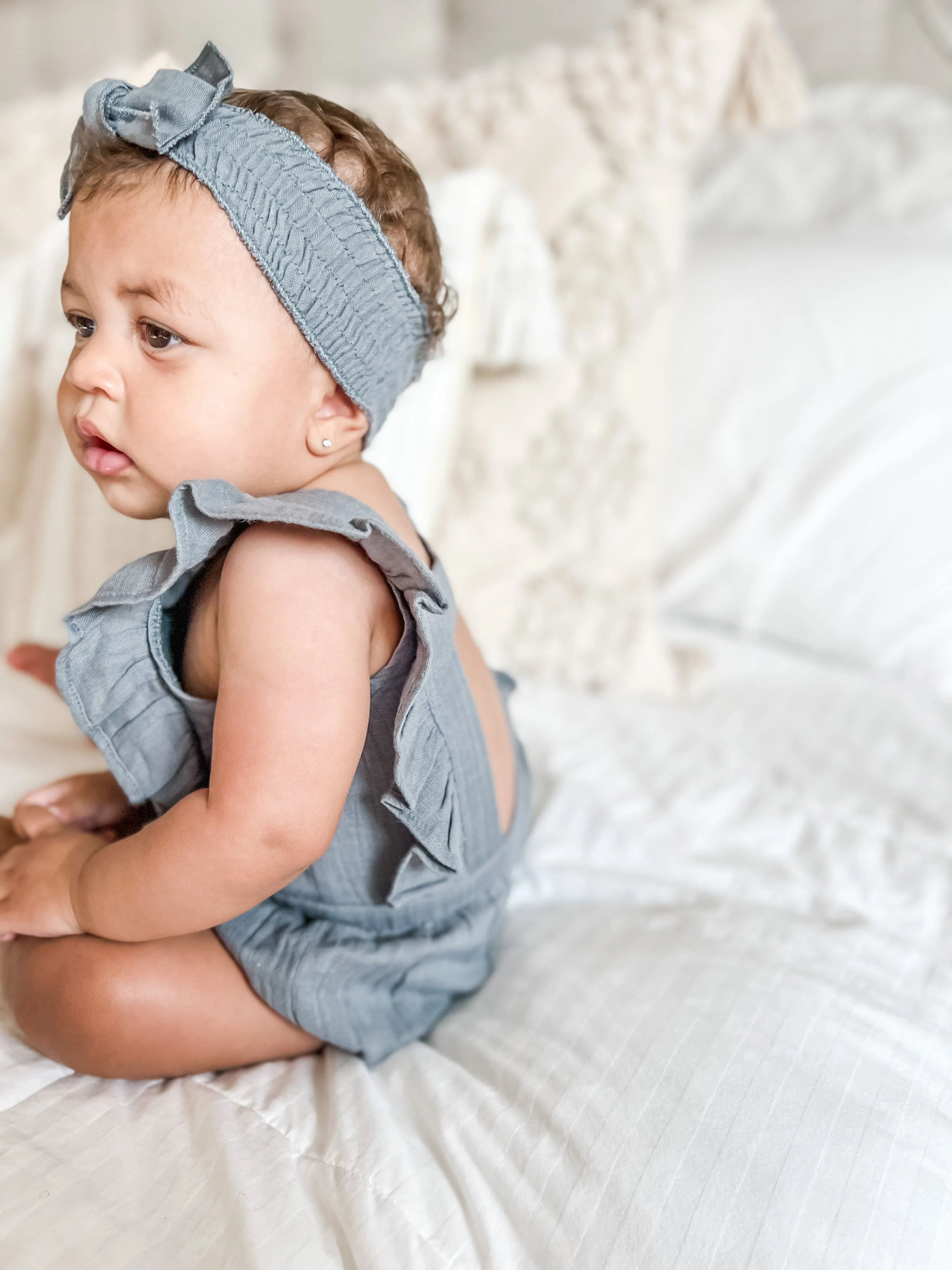 L'ovedbaby Organic Muslin Ruffle Bodysuit