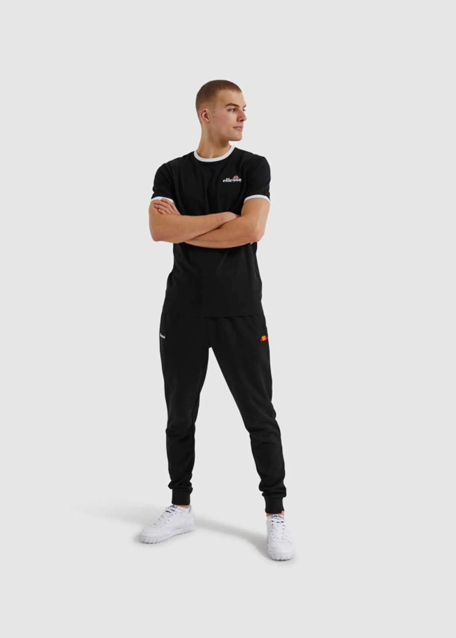 Meduno tee - black