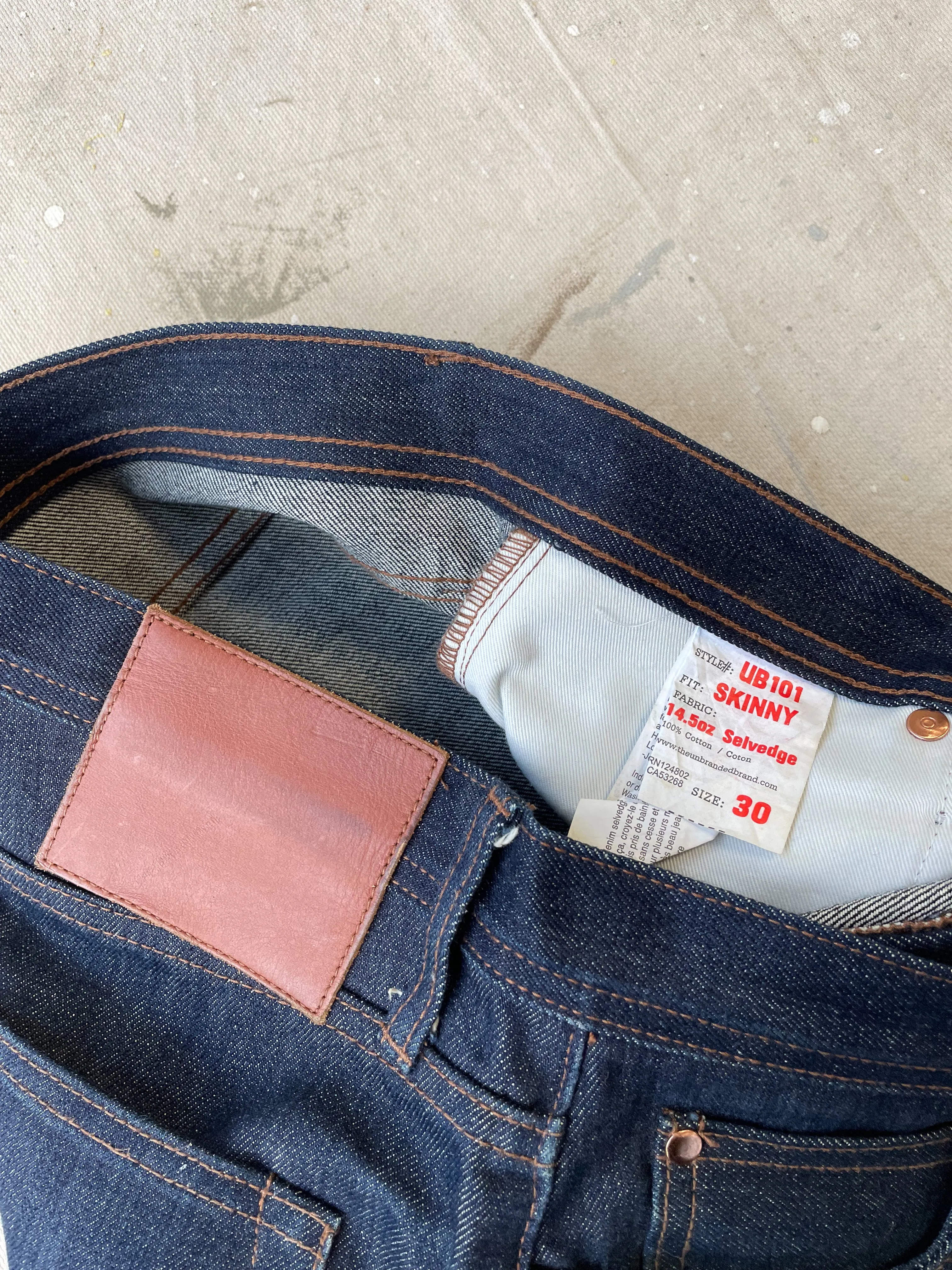 MID-RISE 14.5OZ SELVEDGE DENIM—DARK WASH [30X28]