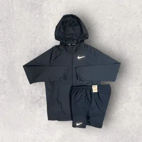 NIKE ESSENTIALS WINDRUNNER JACKET/SHORT SET - BLACK