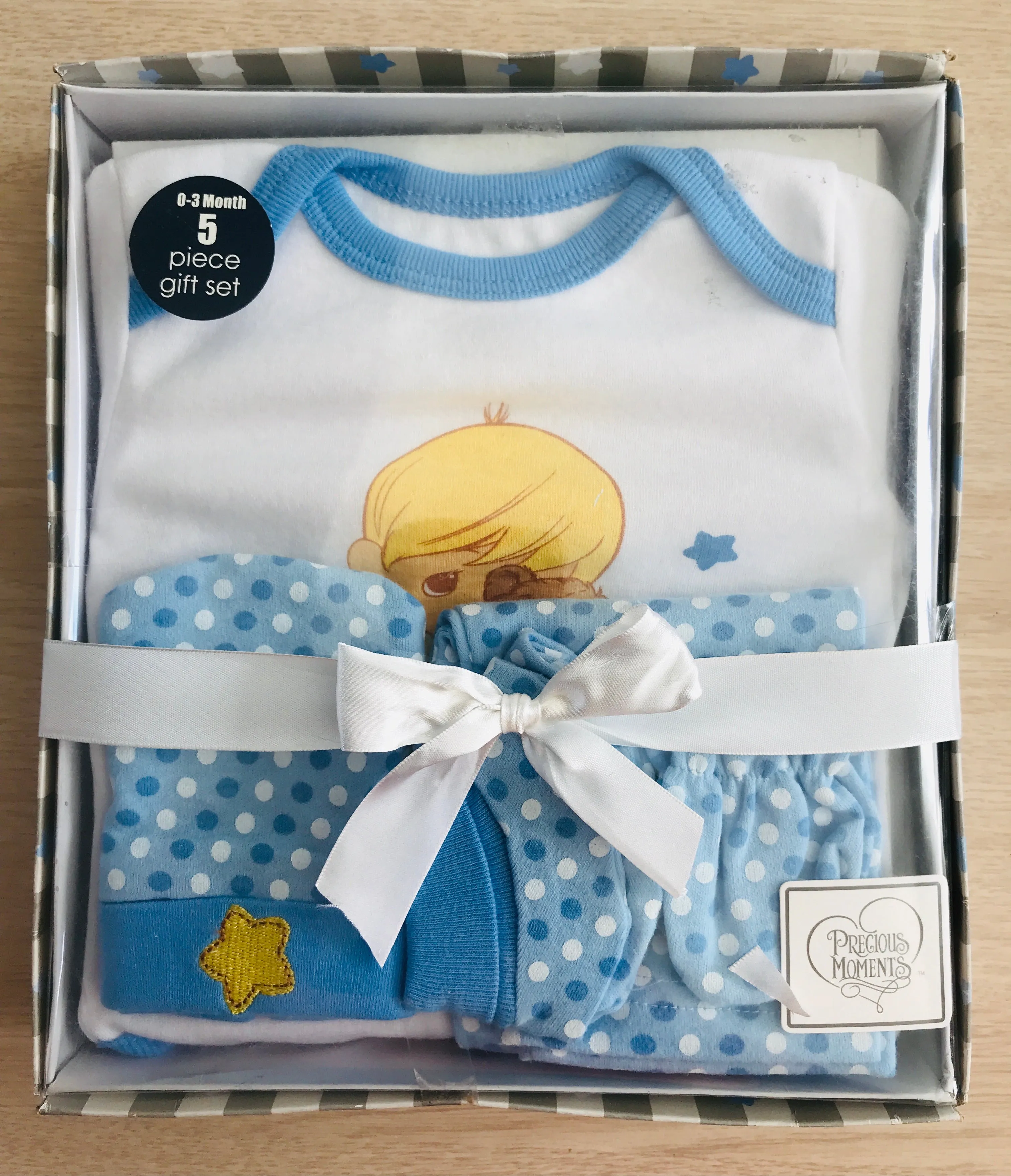 Precious Moments Baby Boy Clothing 5-Piece Blue Layette Gift Set Newborn 0-3 Months - Bodysuit Pants Hat Mitts Booties Boy Hugging a Bear Baby Shower Gift