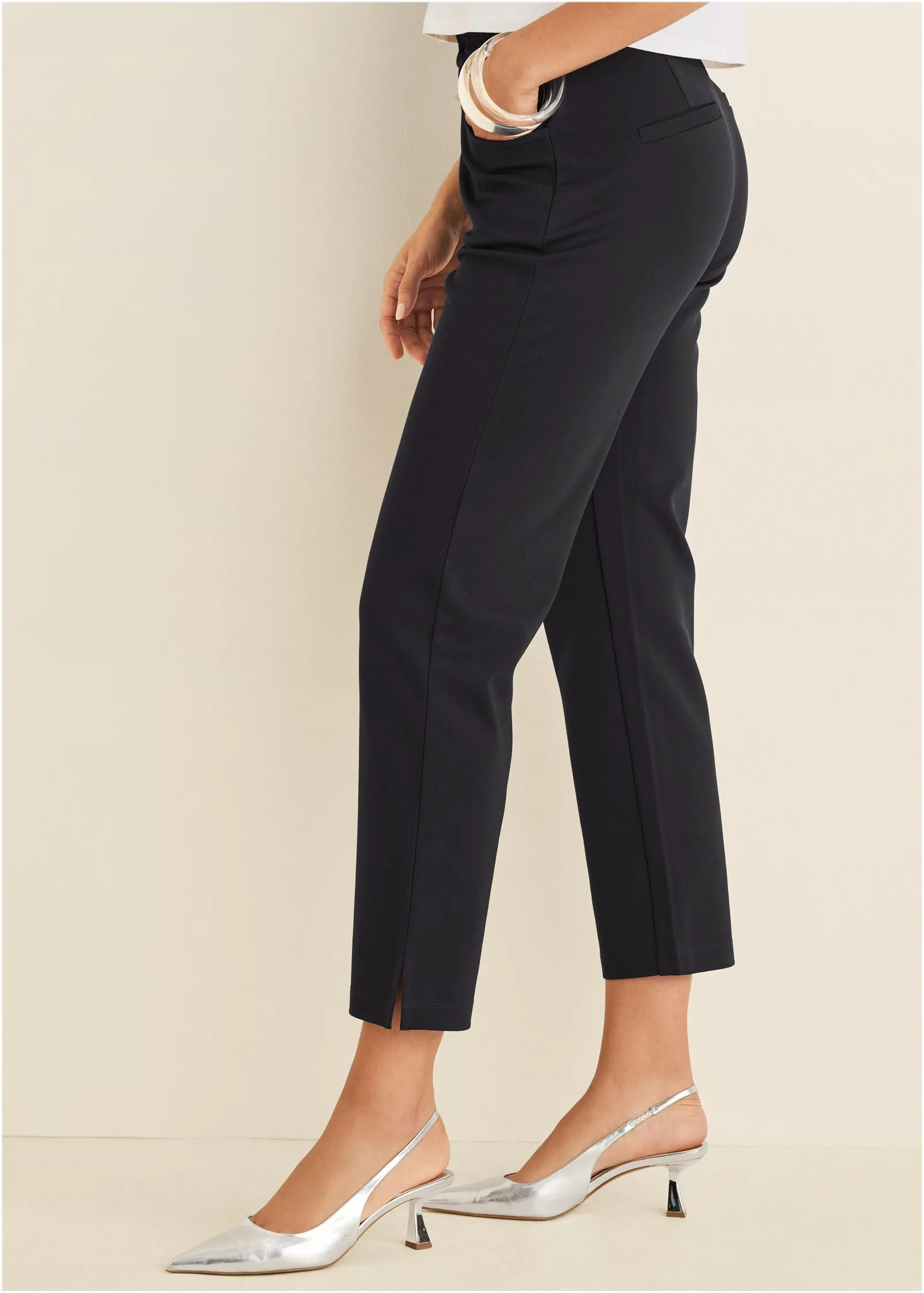 Smoothing Ponte Straight Leg Pants - Black