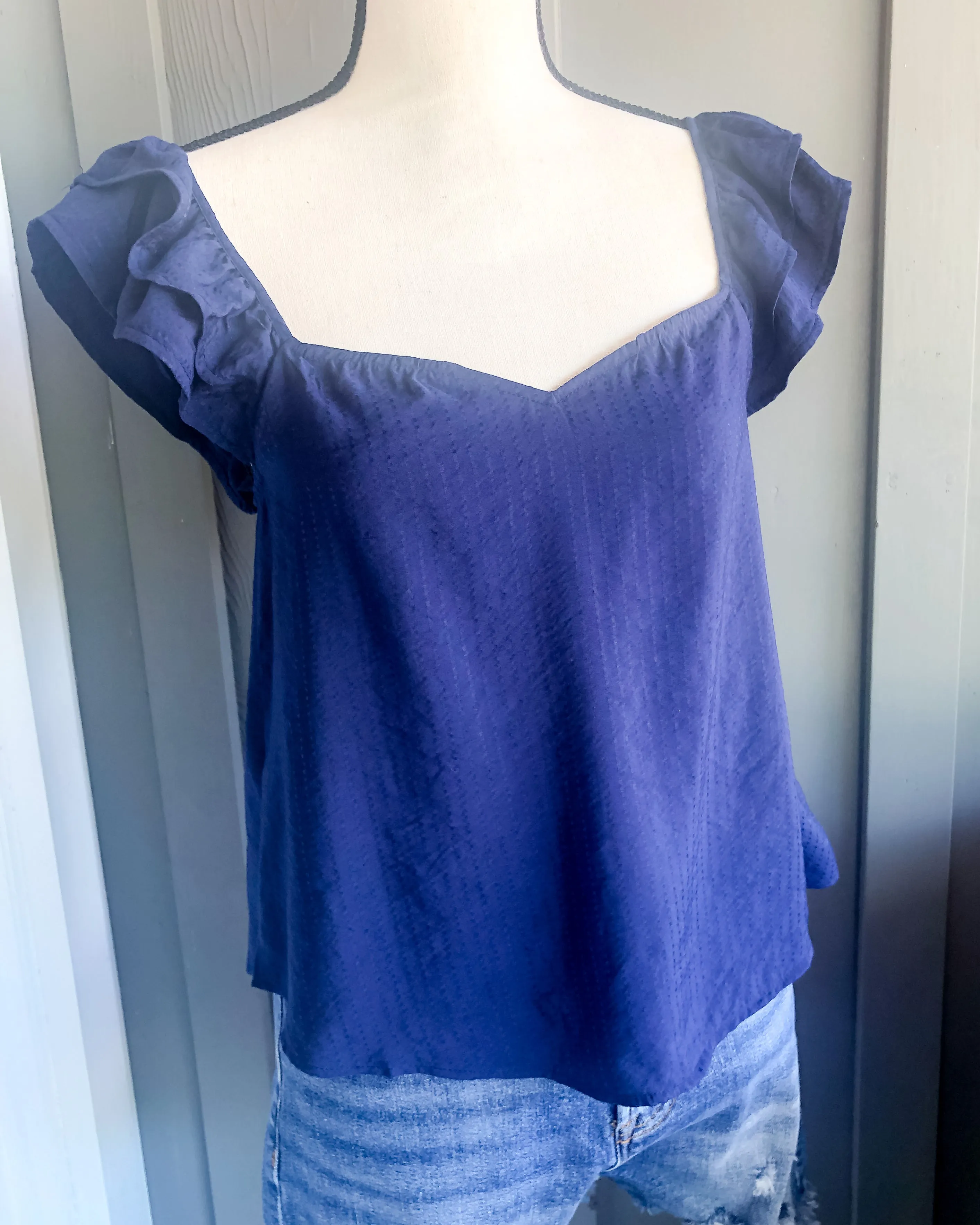 Sweetheart Neckline Ruffled Sleeve Top - Navy